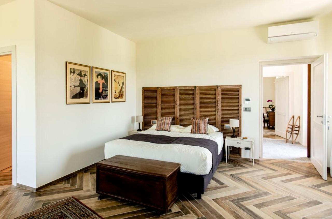Le Vecchie Persiane - Bed&Breakfast Diano dʼAlba Exterior foto
