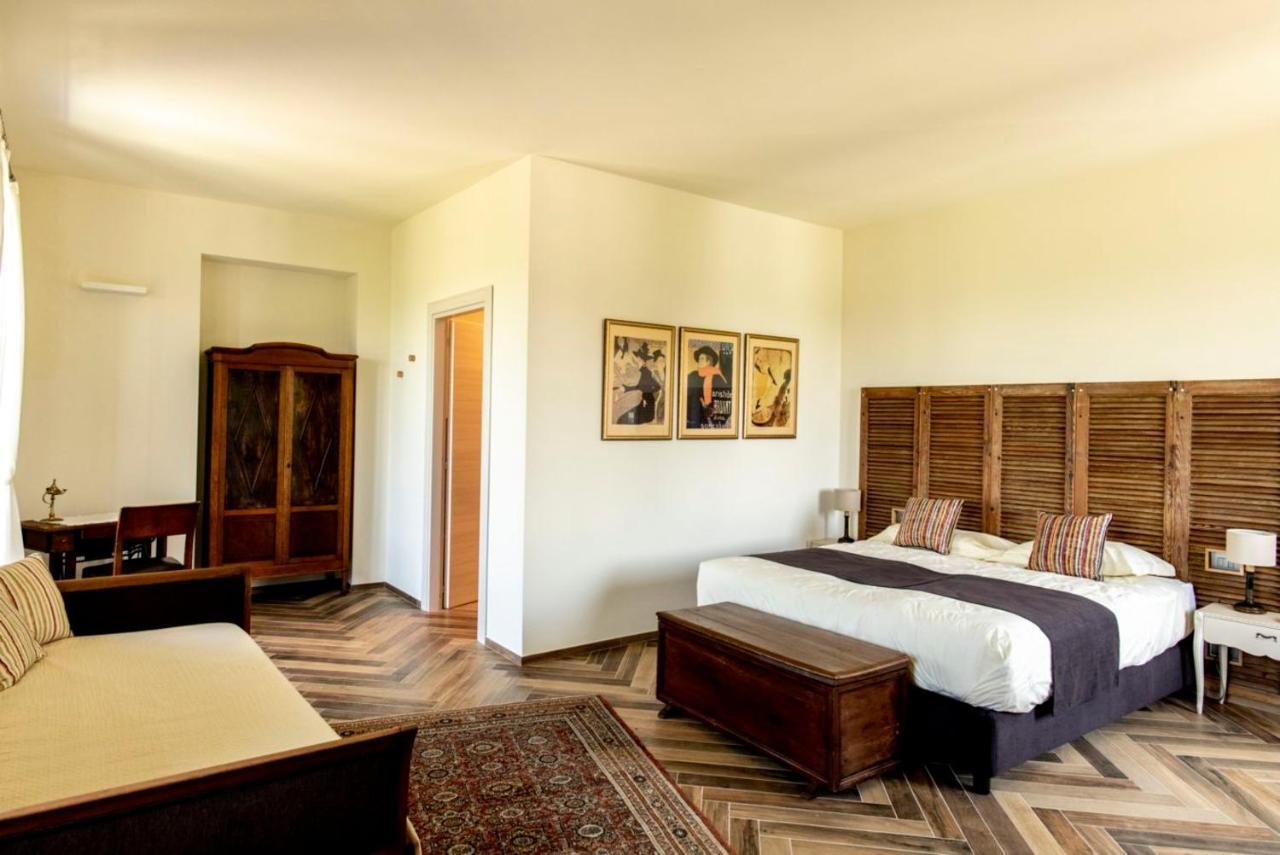 Le Vecchie Persiane - Bed&Breakfast Diano dʼAlba Exterior foto