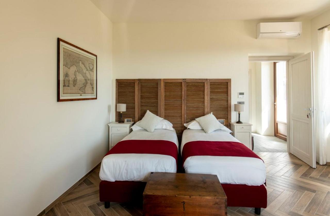 Le Vecchie Persiane - Bed&Breakfast Diano dʼAlba Exterior foto